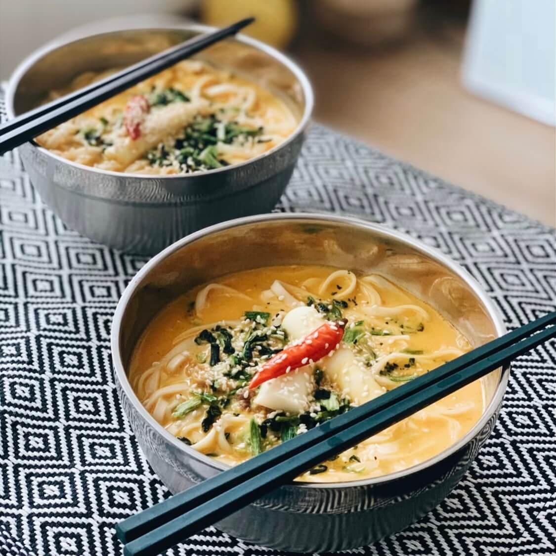 Ramen Talk Sour and Spicy Golden Beef Soup Ramen 158g