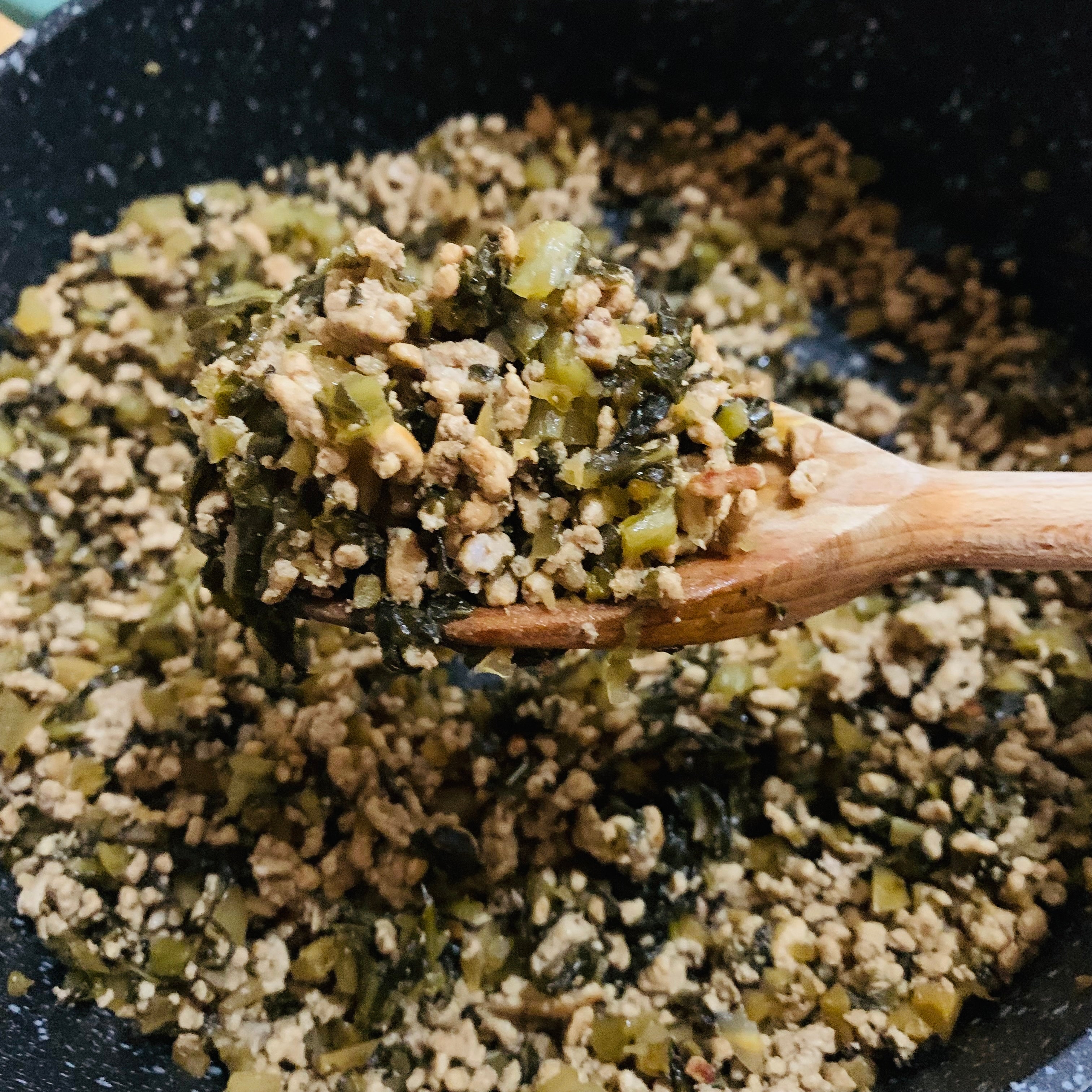 Suancai Fermented Mustard Green 350g