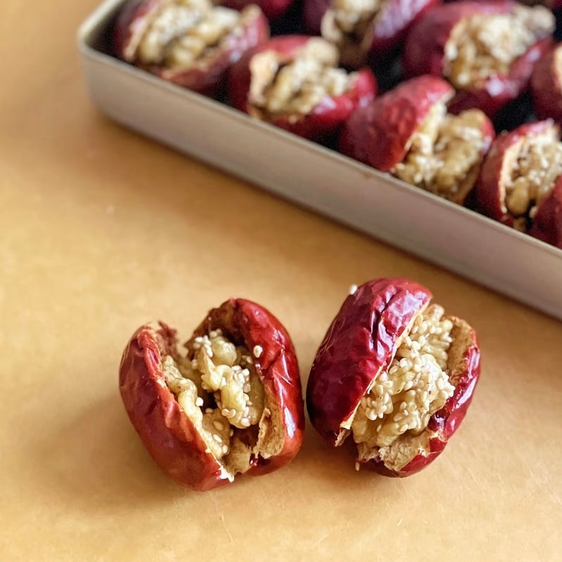 Walnut Stuffed Sesame Red Dates 180g