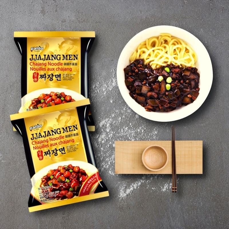 Ilpoom Jjajangmyeon, Black Sauce Instant Ramen Noodle 200g - Paldo