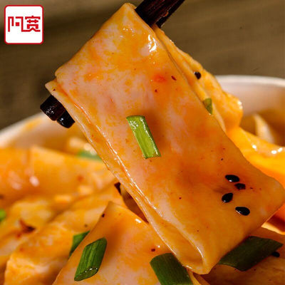 Sichuan Mianpi Noodles in Red Oil & Sour Spicy Sauce - Akuan